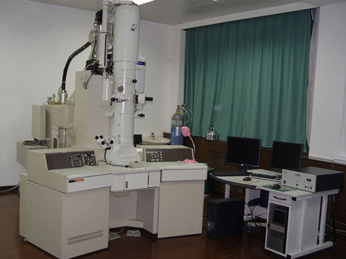 高分辨透射电子显微镜