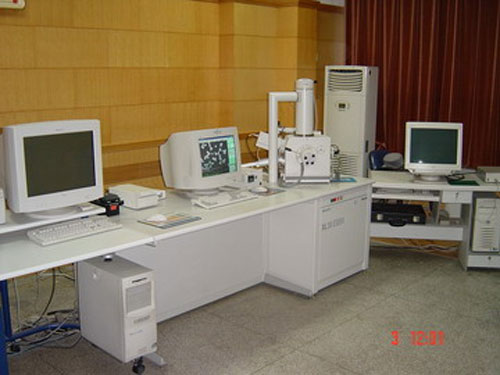 环境扫描电子显微镜，荷兰phililps，XL30ESEM型