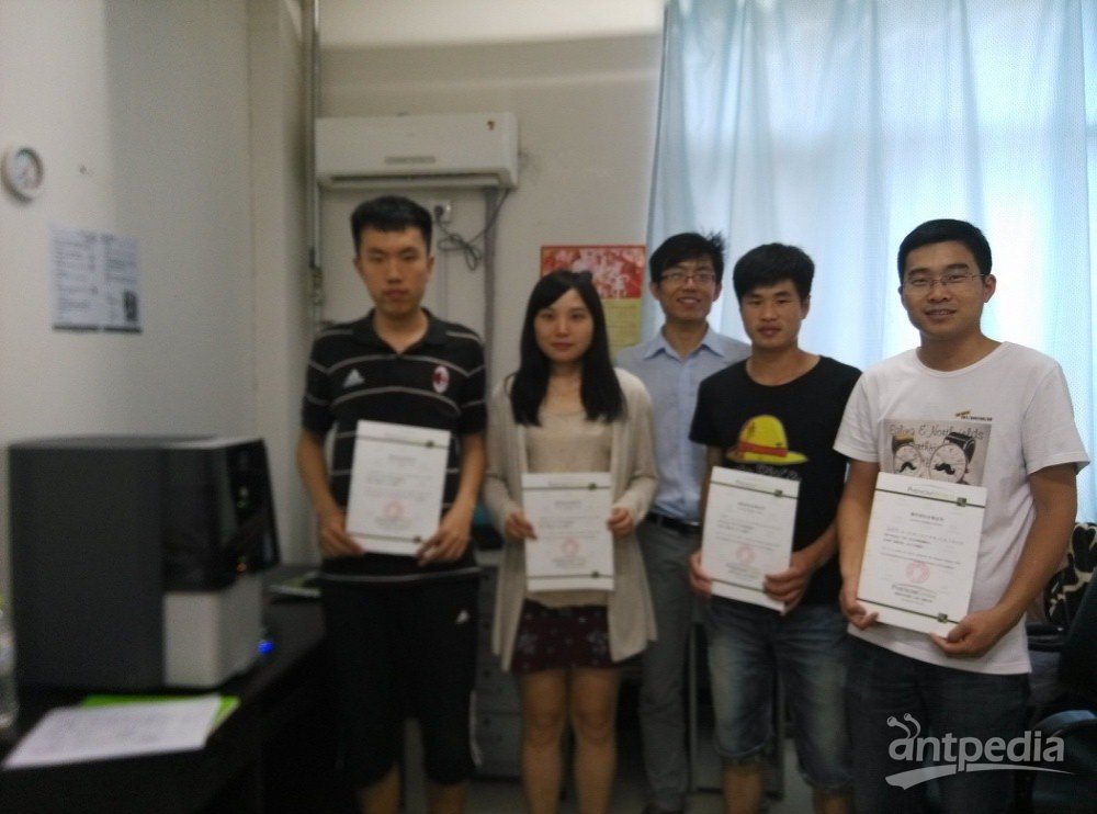 飞纳电镜在中国海洋大学验收3.jpg