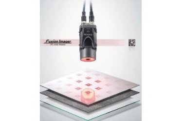 基恩士 SR-D100系列 固定安装式二维条码读取器 用于玻璃领域