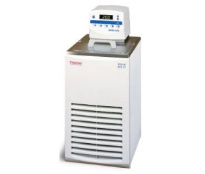 水浴循环器（Thermo Scientific Neslab chillers）